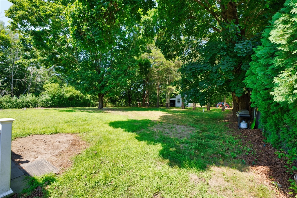 462 Old Westport Rd