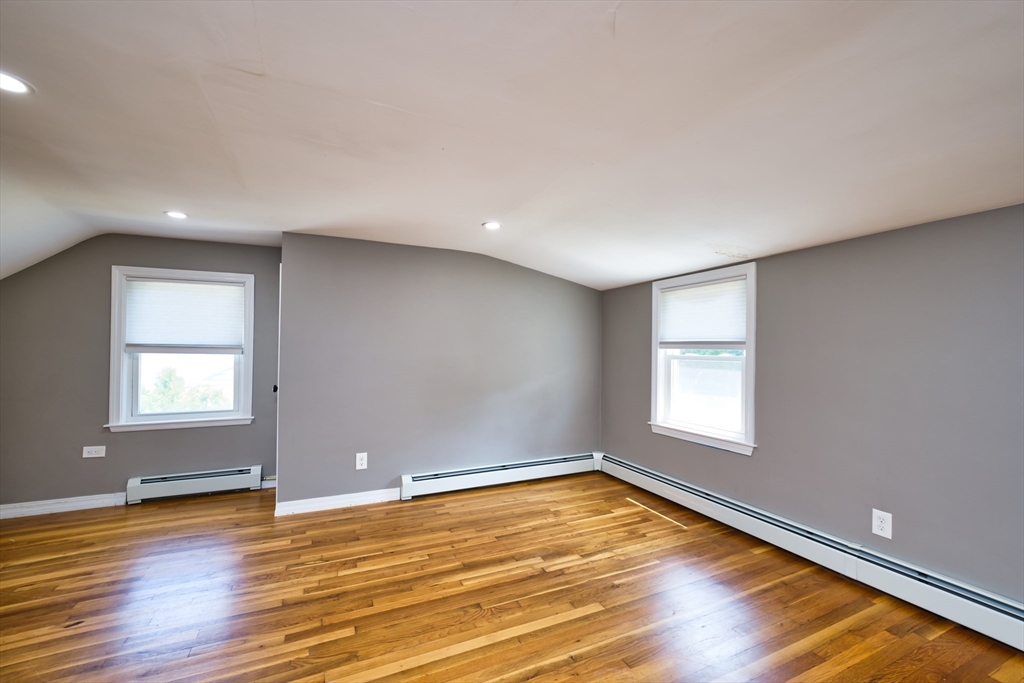 462 Old Westport Rd