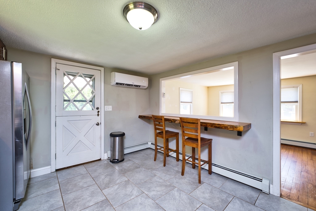462 Old Westport Rd