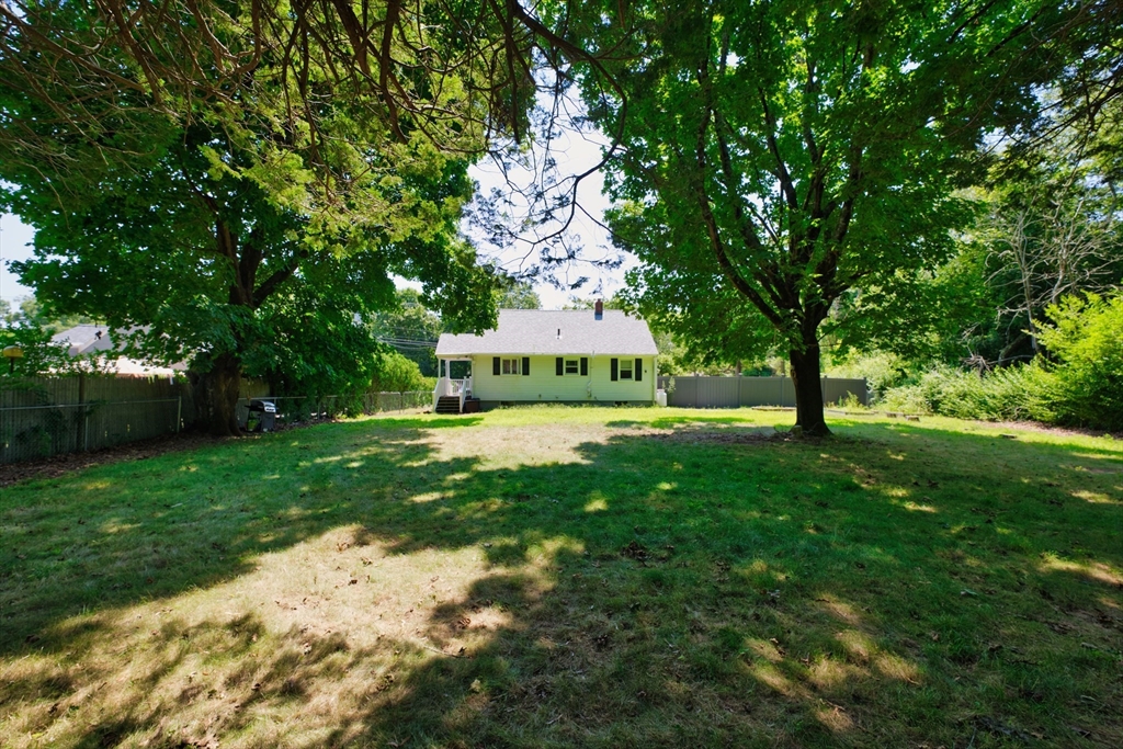 462 Old Westport Rd