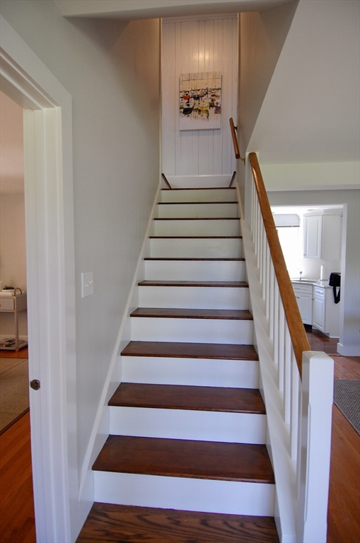 29 Bayview Ave