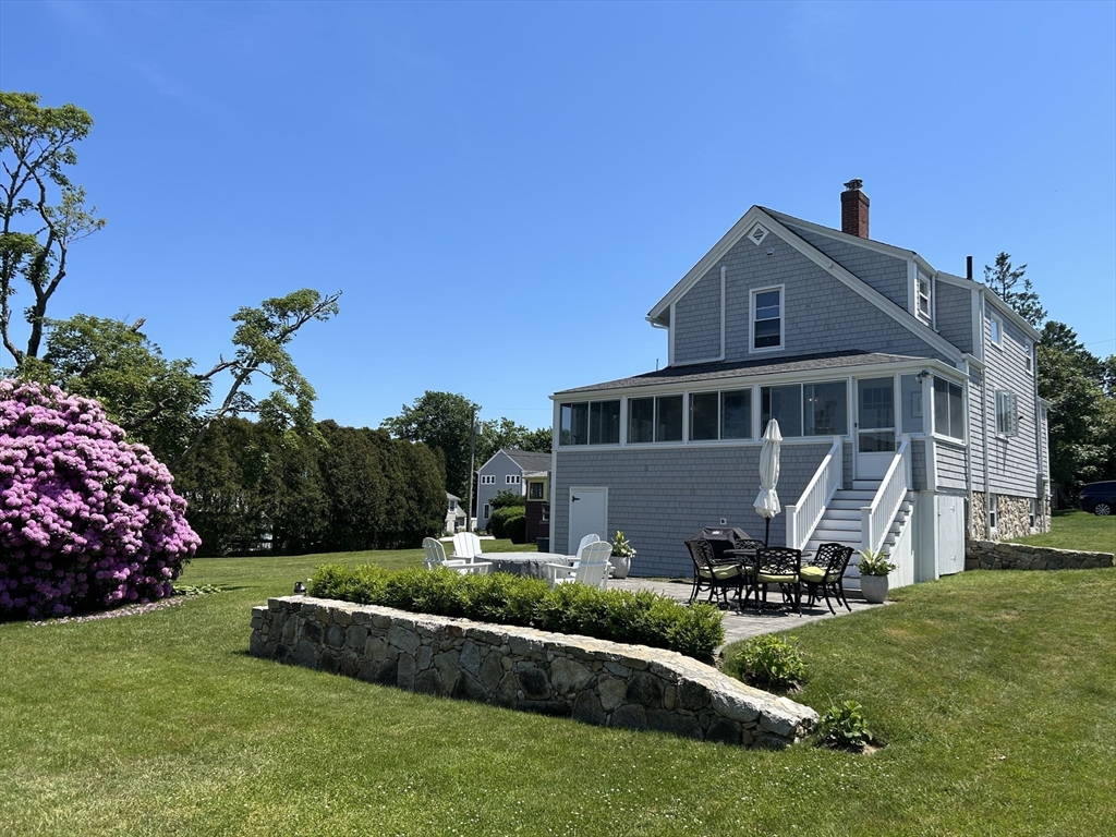 29 Bayview Ave