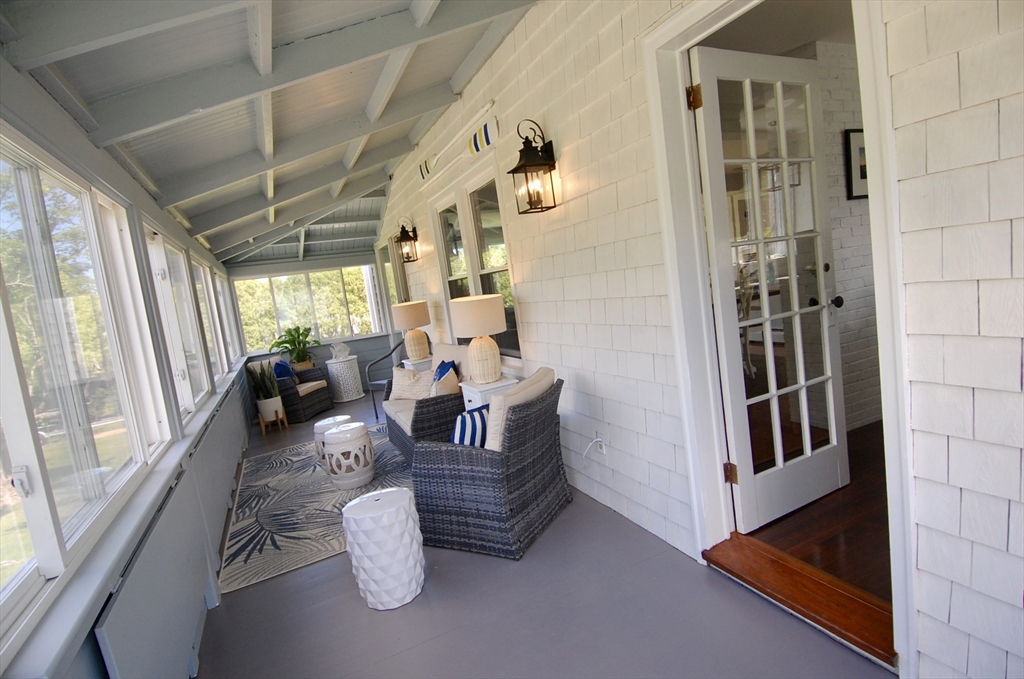 29 Bayview Ave