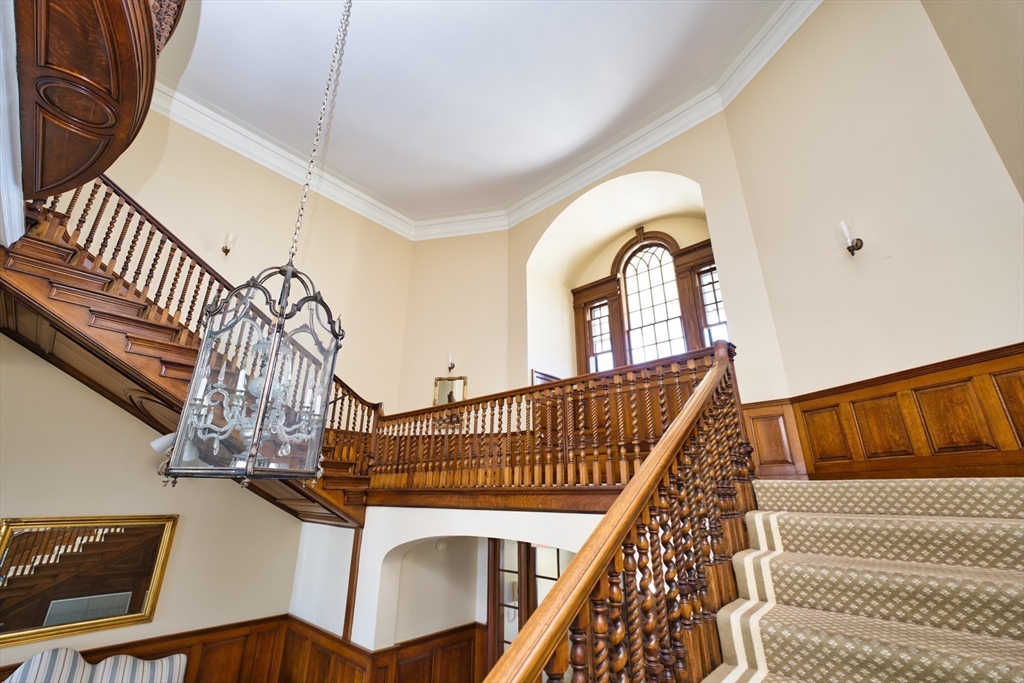 48 North Shore Drive # 8