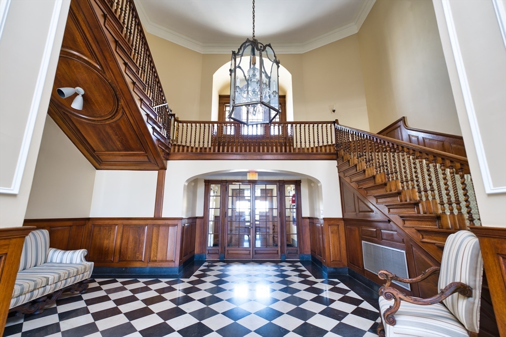 48 North Shore Drive # 8