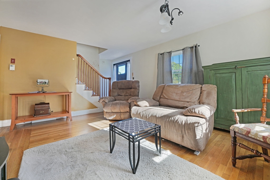 166 Alfred Lord Blvd