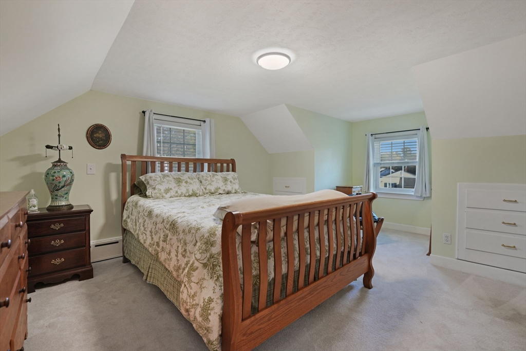 166 Alfred Lord Blvd