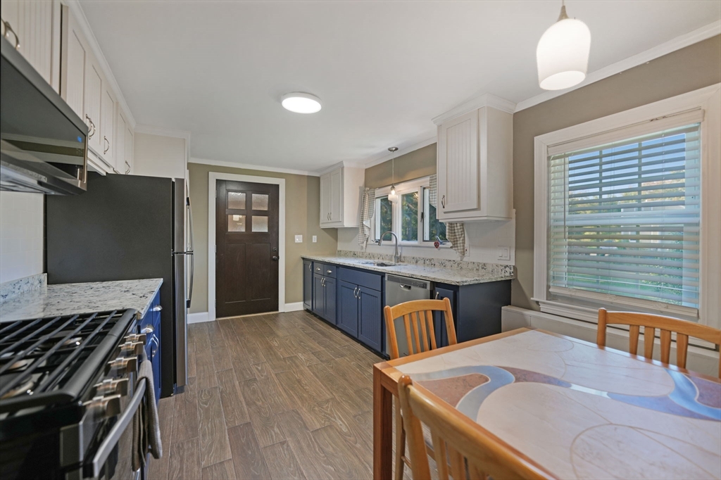 166 Alfred Lord Blvd