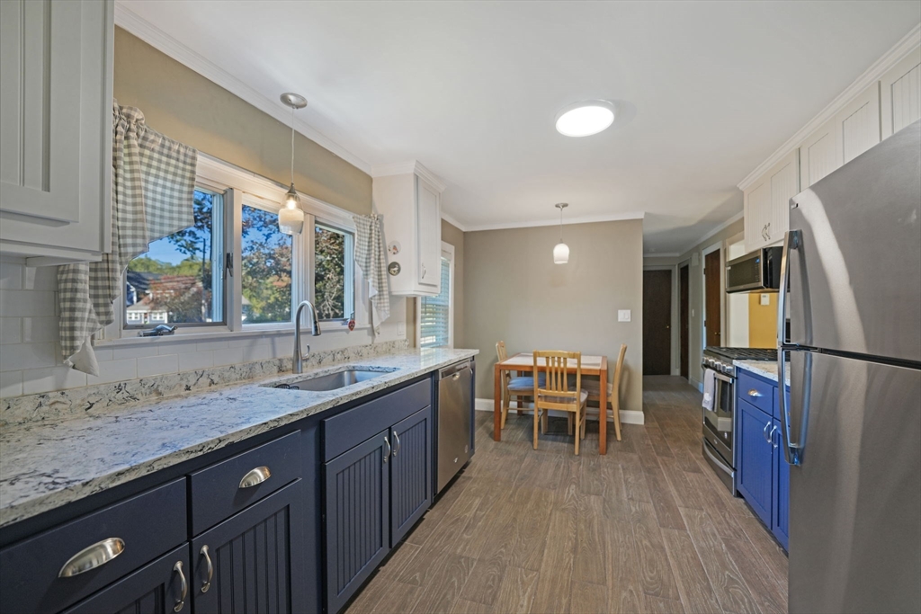166 Alfred Lord Blvd