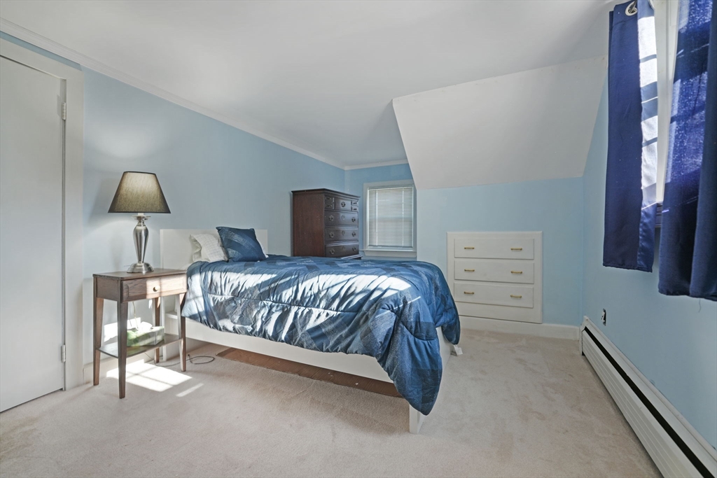 166 Alfred Lord Blvd