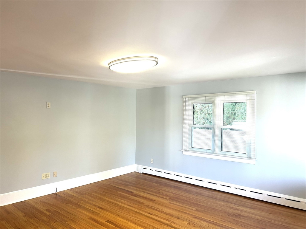 752 Dartmouth Street Unit: 1