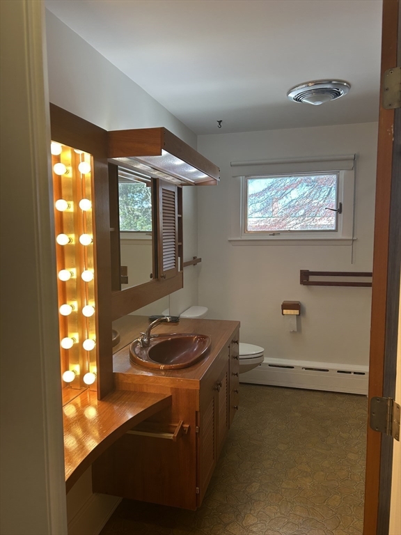 752 Dartmouth Street Unit: 1