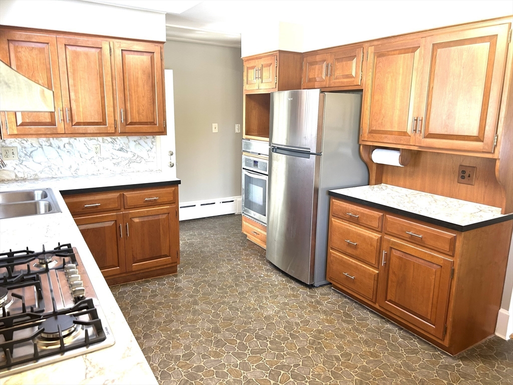 752 Dartmouth Street Unit: 1