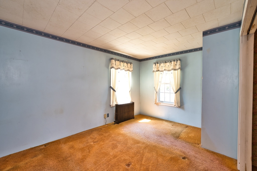 504 Russells Mills Rd