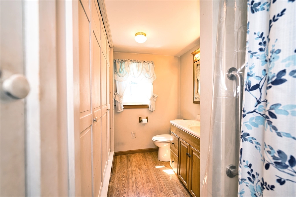 504 Russells Mills Rd