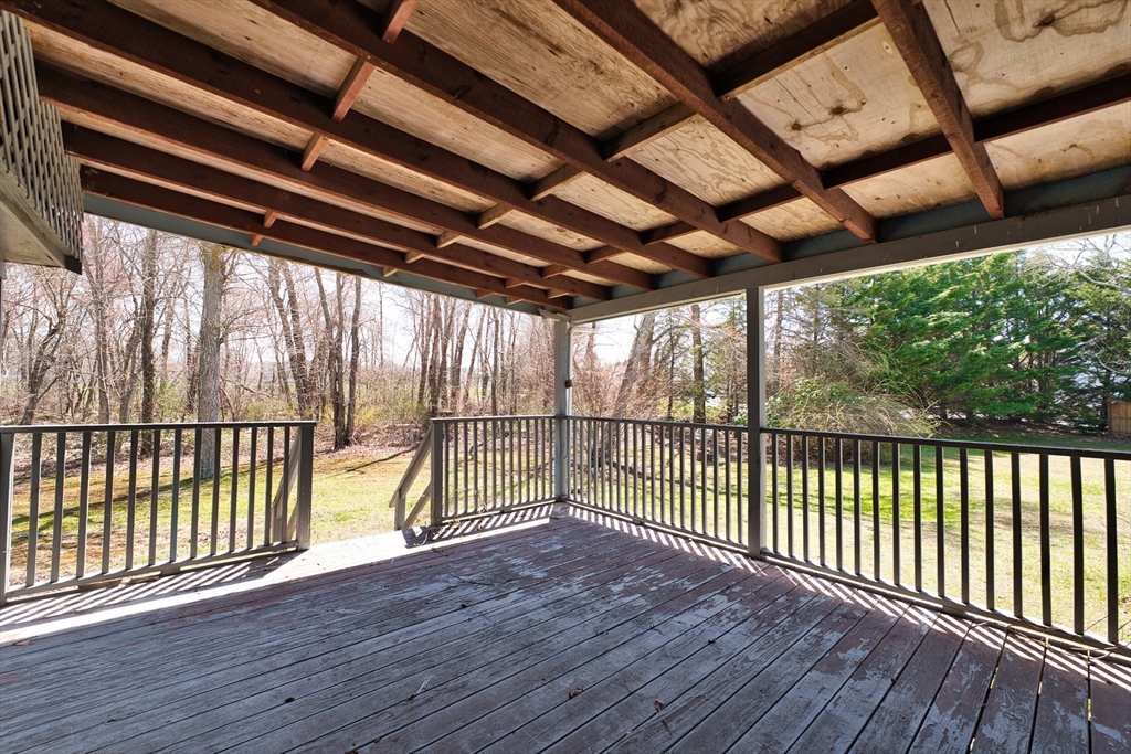 504 Russells Mills Rd