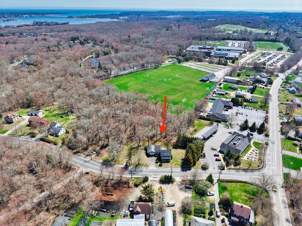 504 Russells Mills Rd