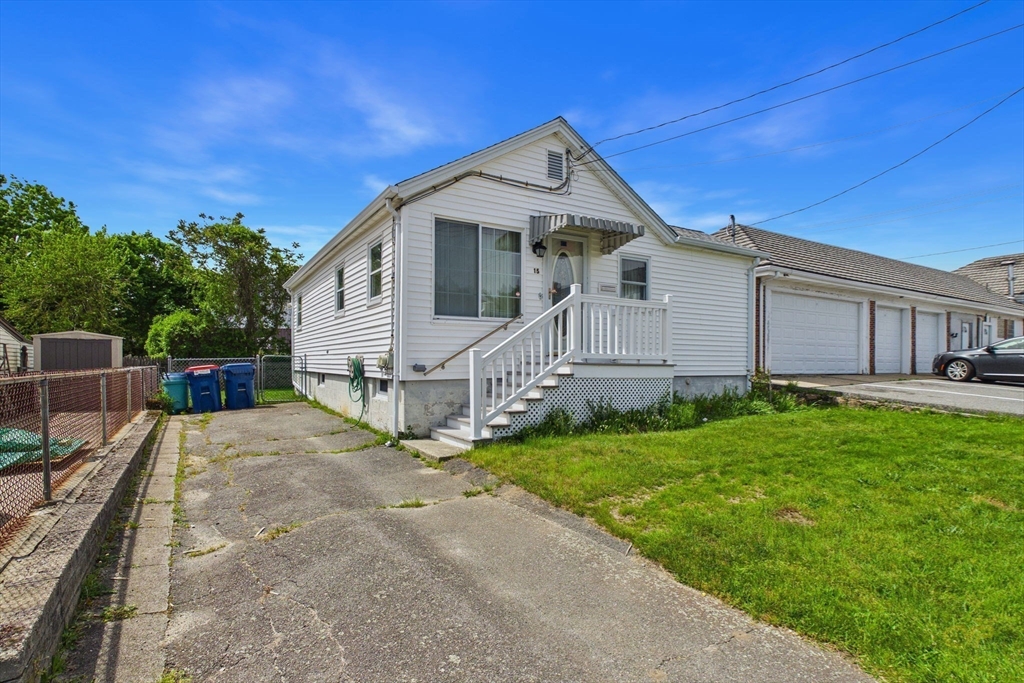 15 Transit St