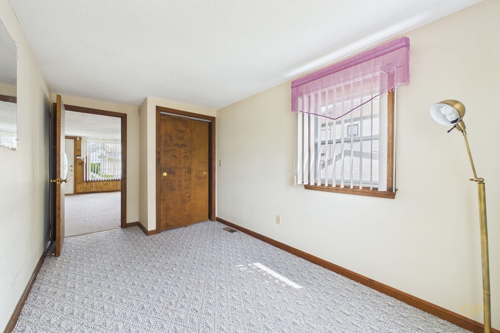 15 Transit St