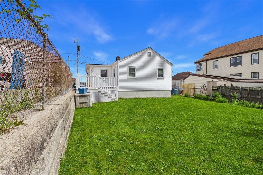 15 Transit St