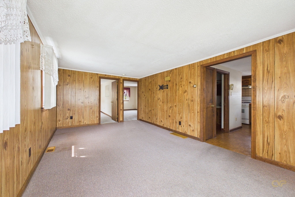 15 Transit St