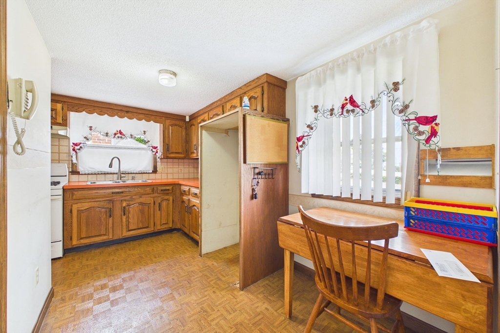 15 Transit St