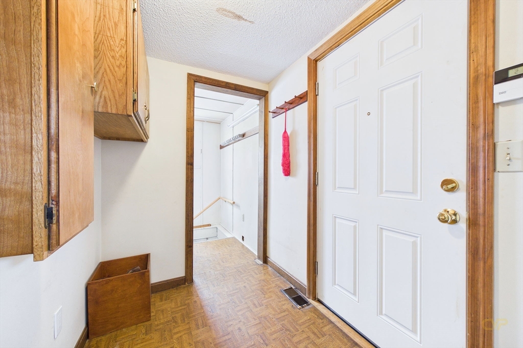 15 Transit St