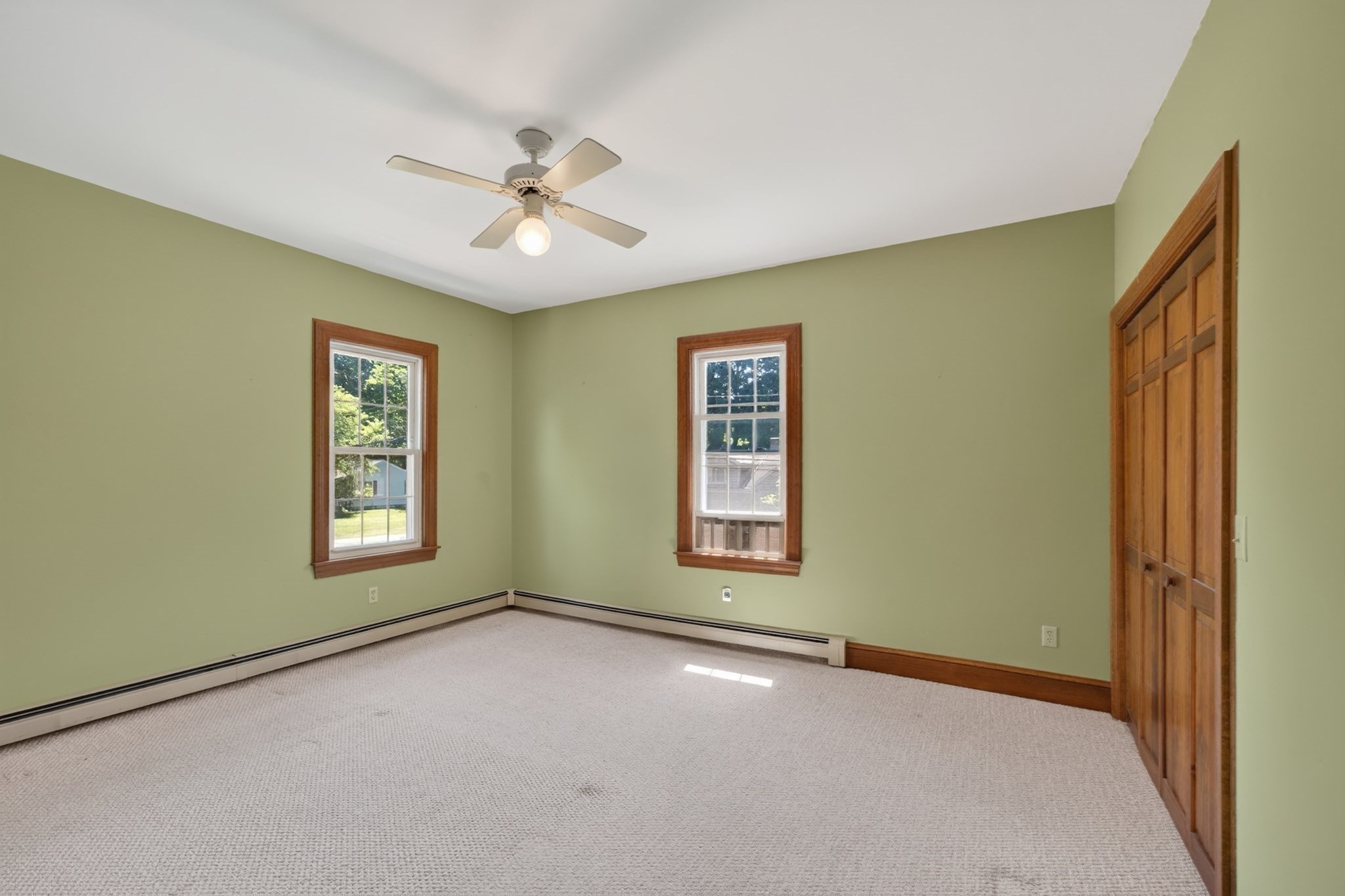 594 Slocum Rd