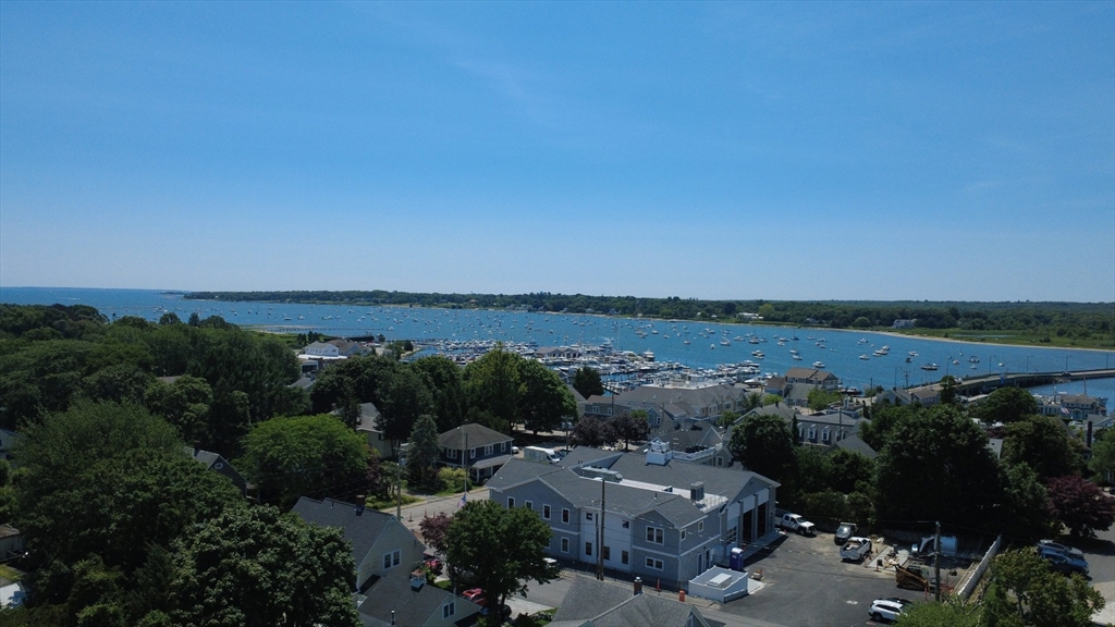 6 N Pleasant Street
