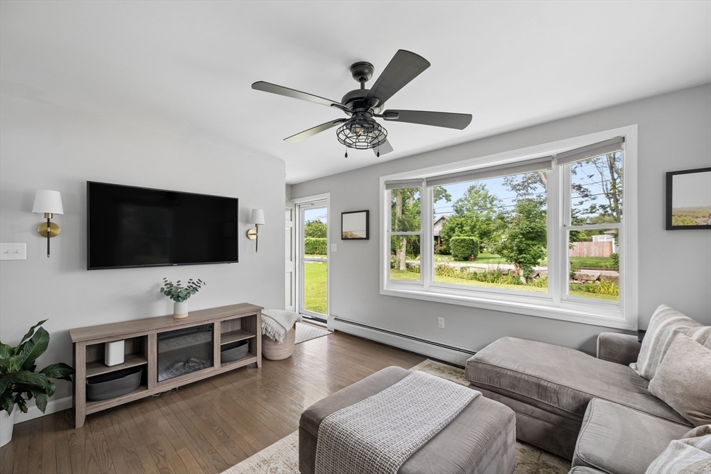 706 Russells Mills Rd