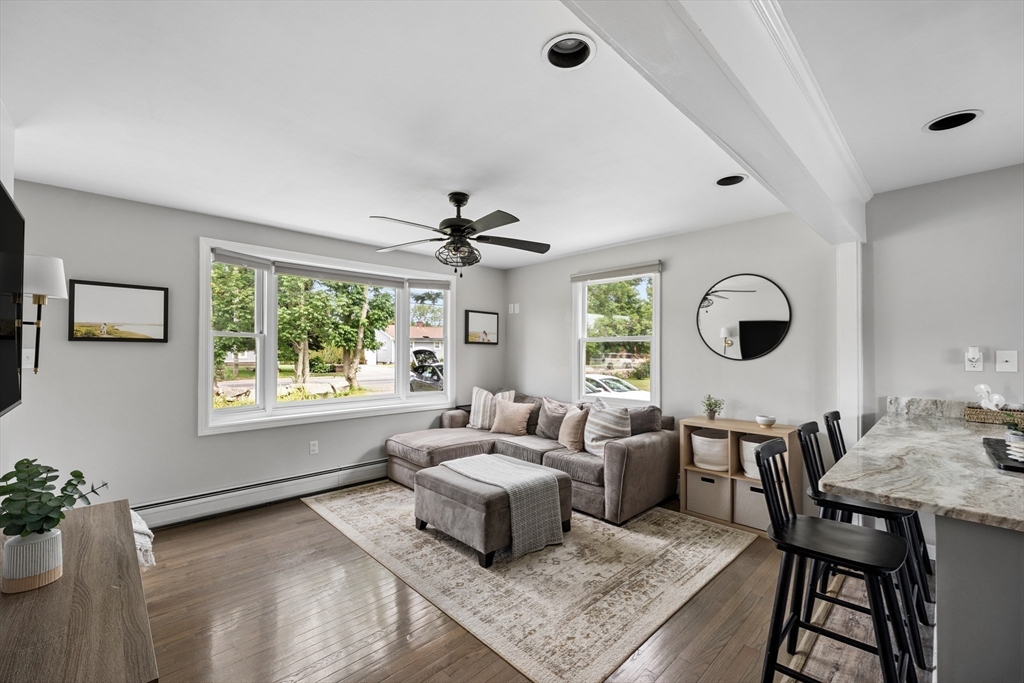 706 Russells Mills Rd