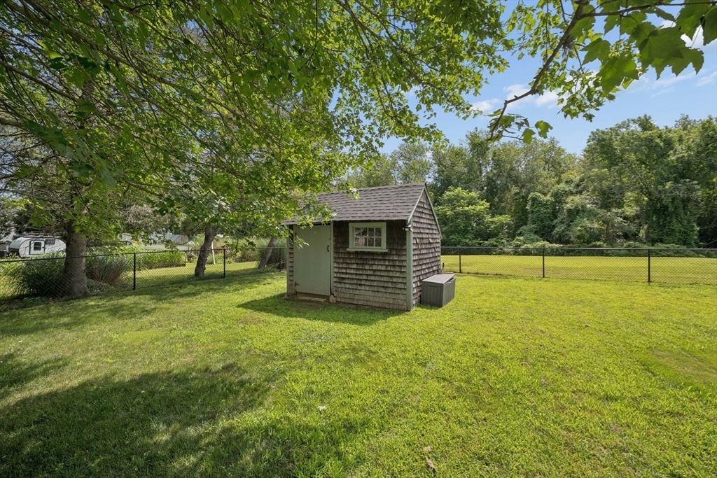 706 Russells Mills Rd