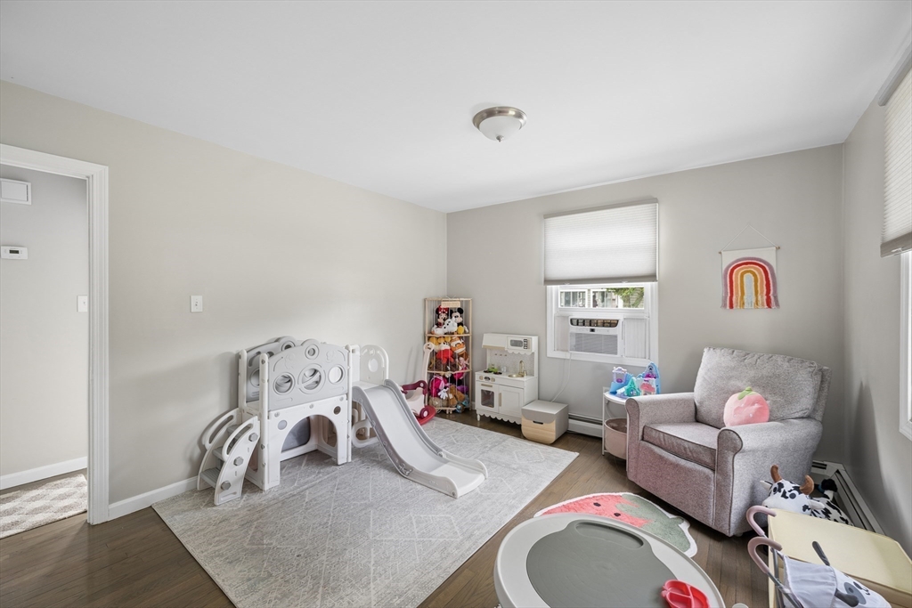 706 Russells Mills Rd