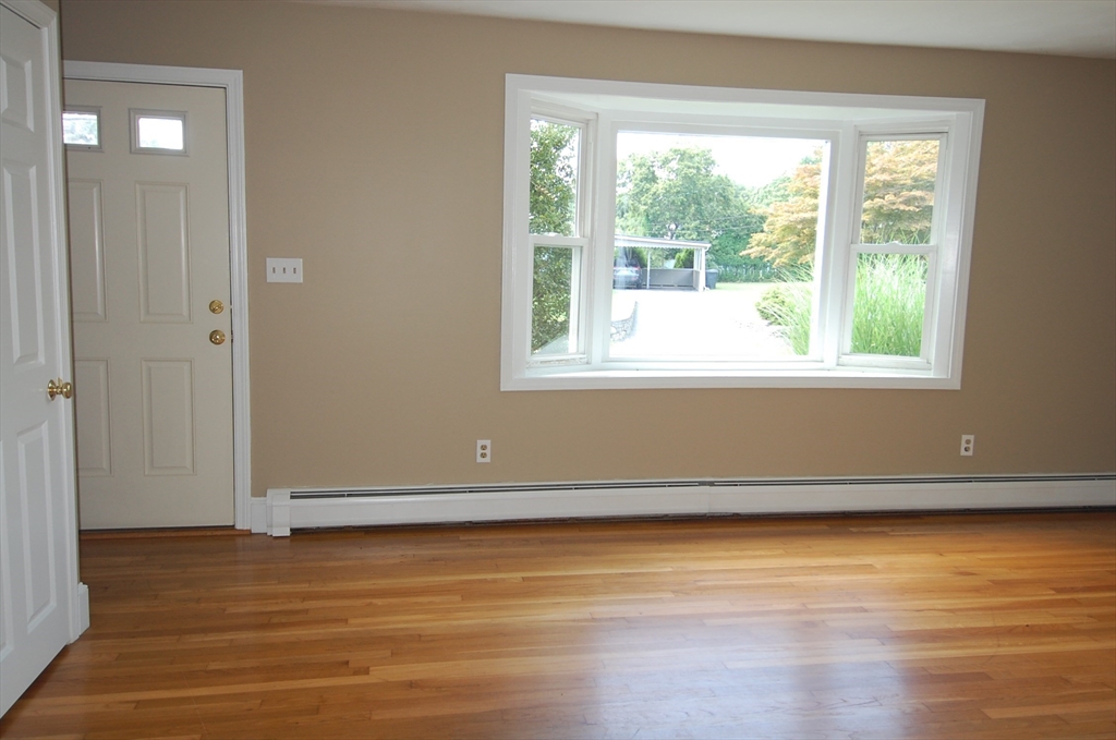 156 Russells Mills Rd