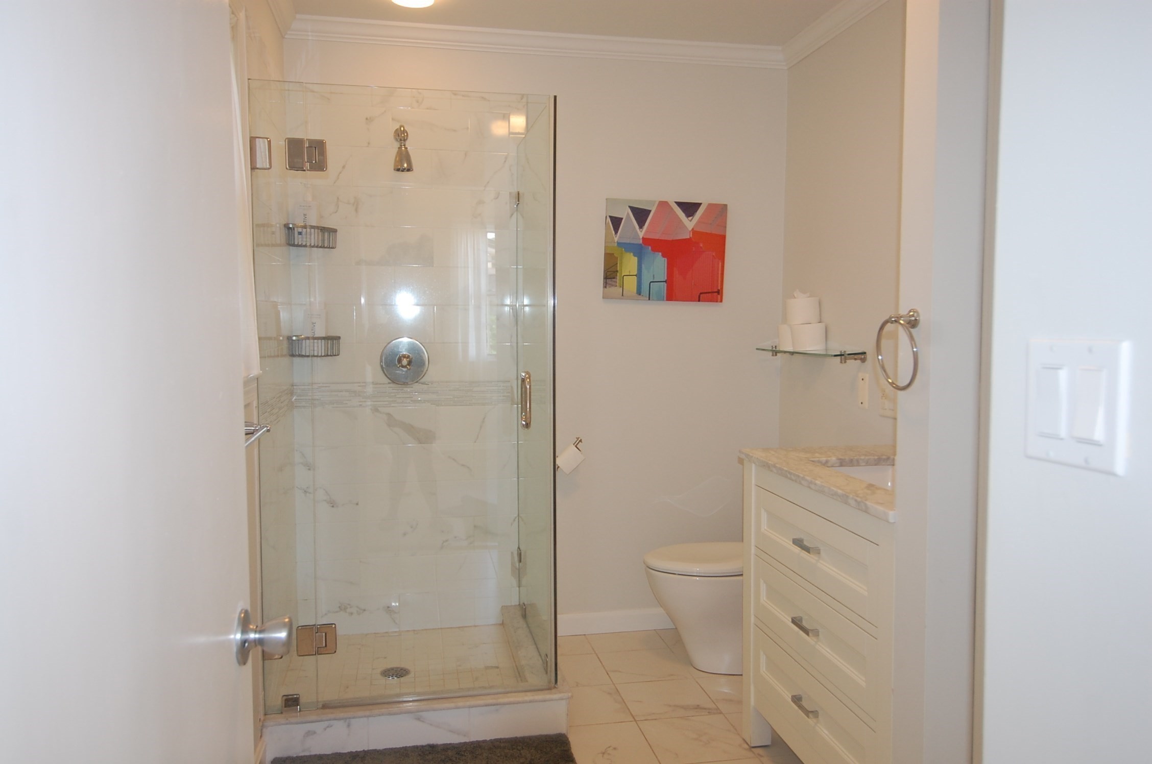 6 Bayview Ave
