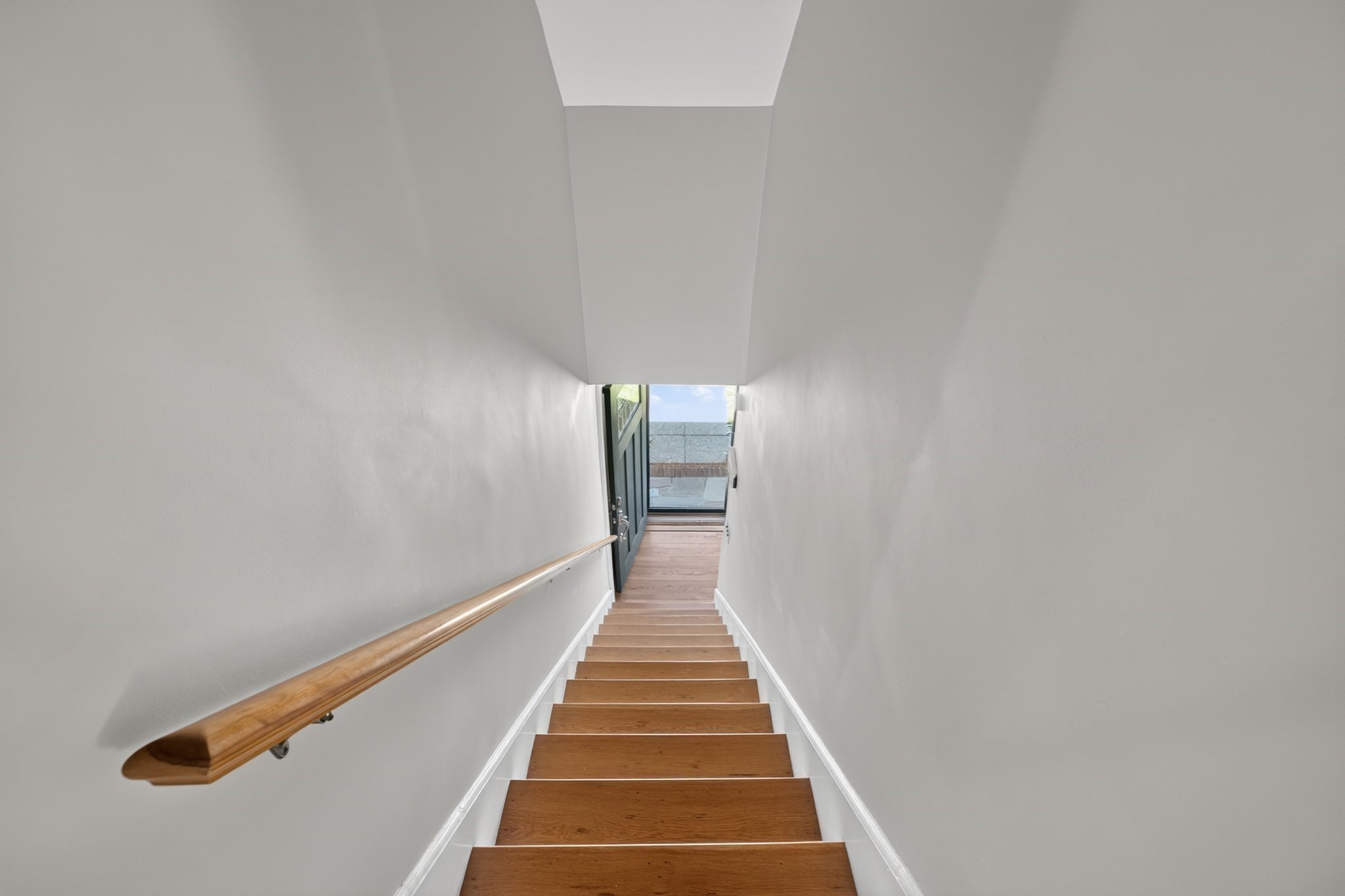 10 West St