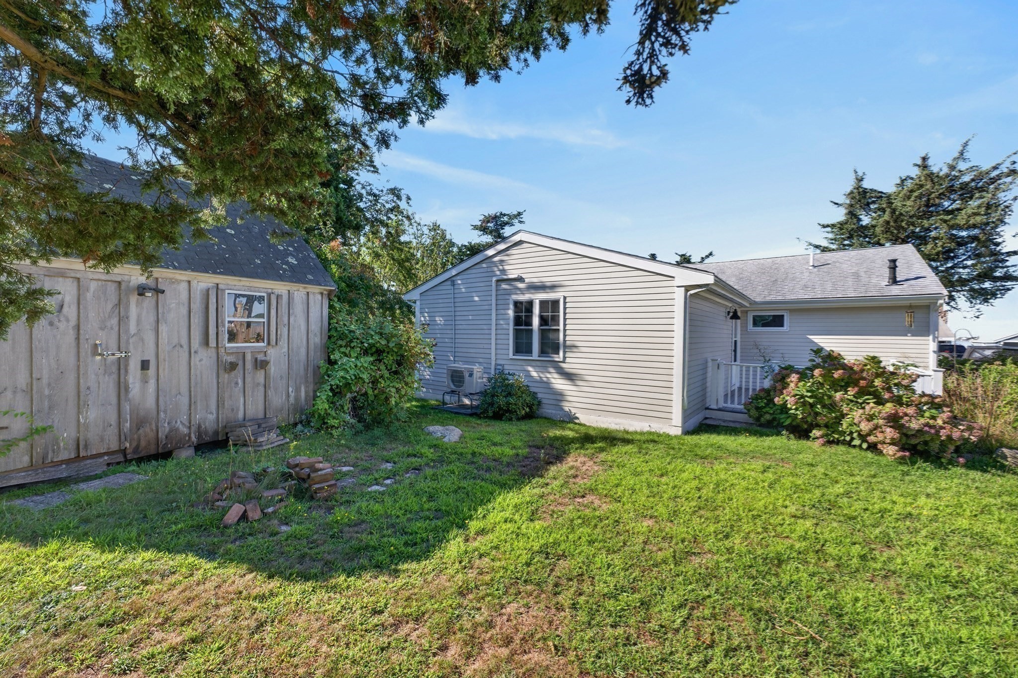 27 Alder St