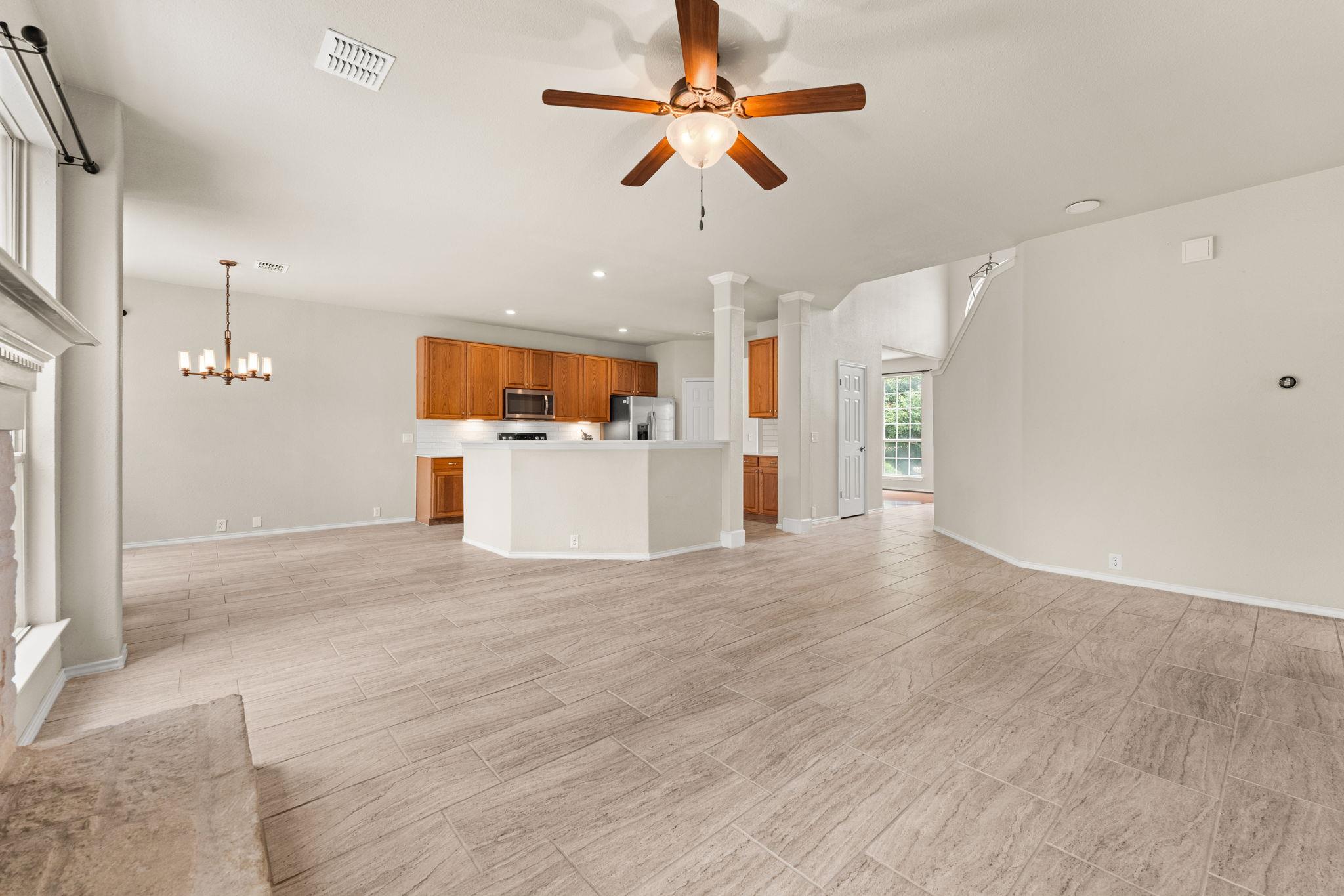 10916 Colonel Winn LOOP