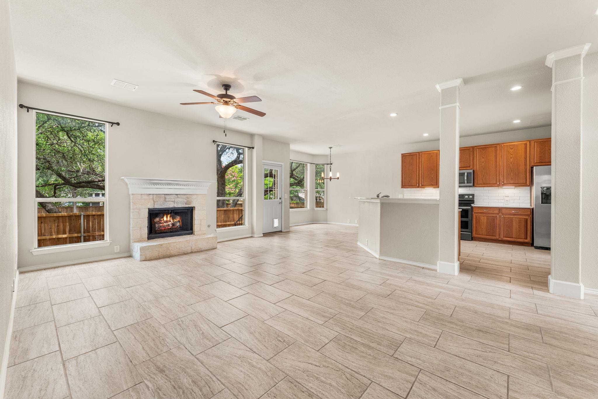 10916 Colonel Winn LOOP