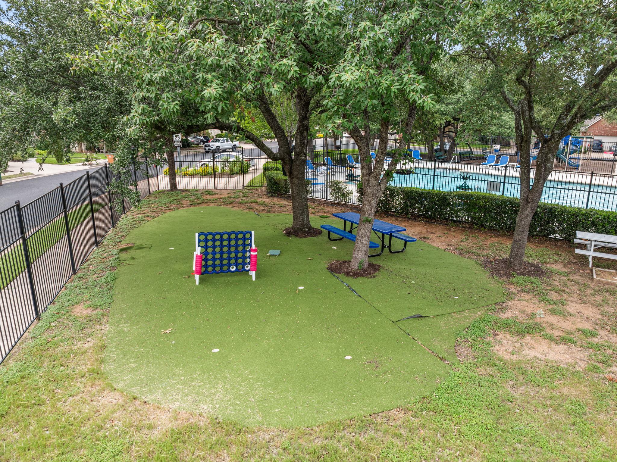 10916 Colonel Winn LOOP