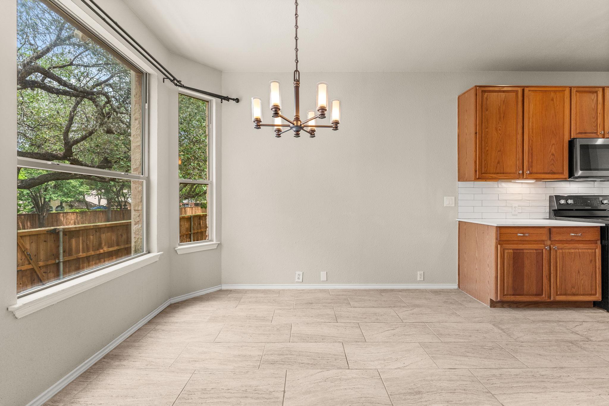 10916 Colonel Winn LOOP