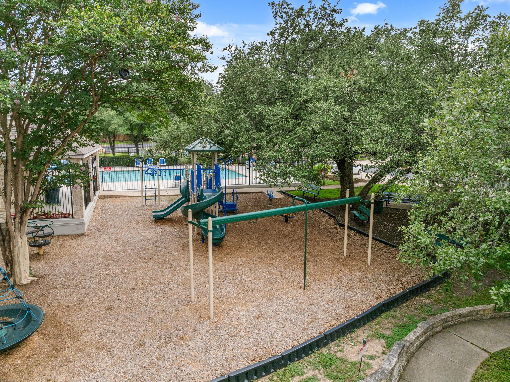 10916 Colonel Winn LOOP