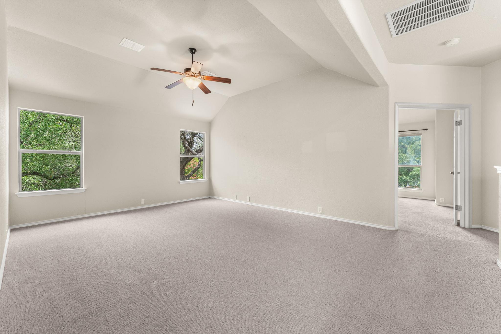 10916 Colonel Winn LOOP