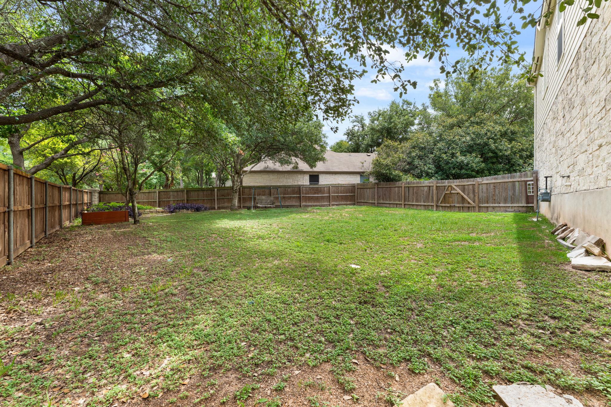 10916 Colonel Winn LOOP