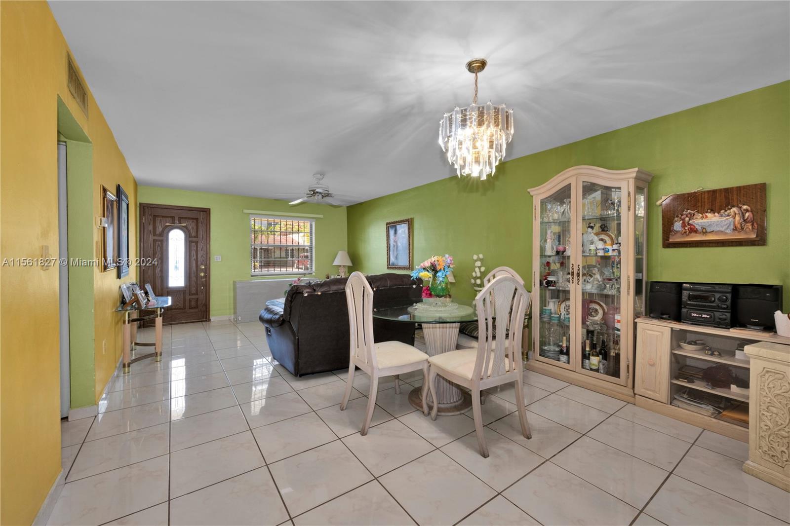 4309 SW 69th Ave