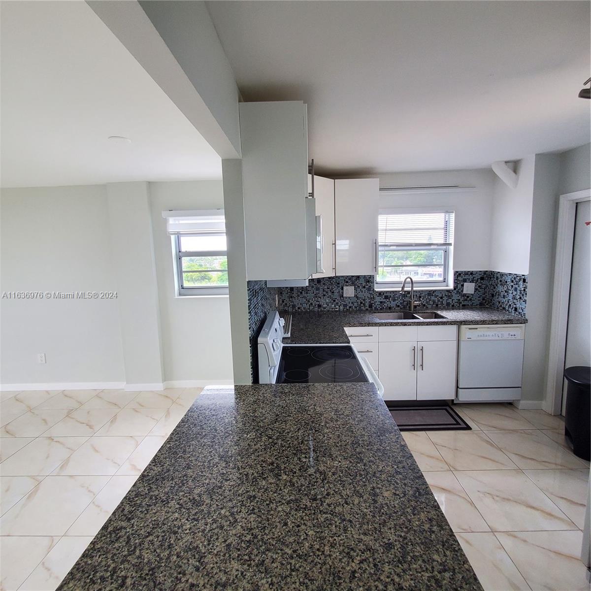 16400 NE 17th Ave # 703