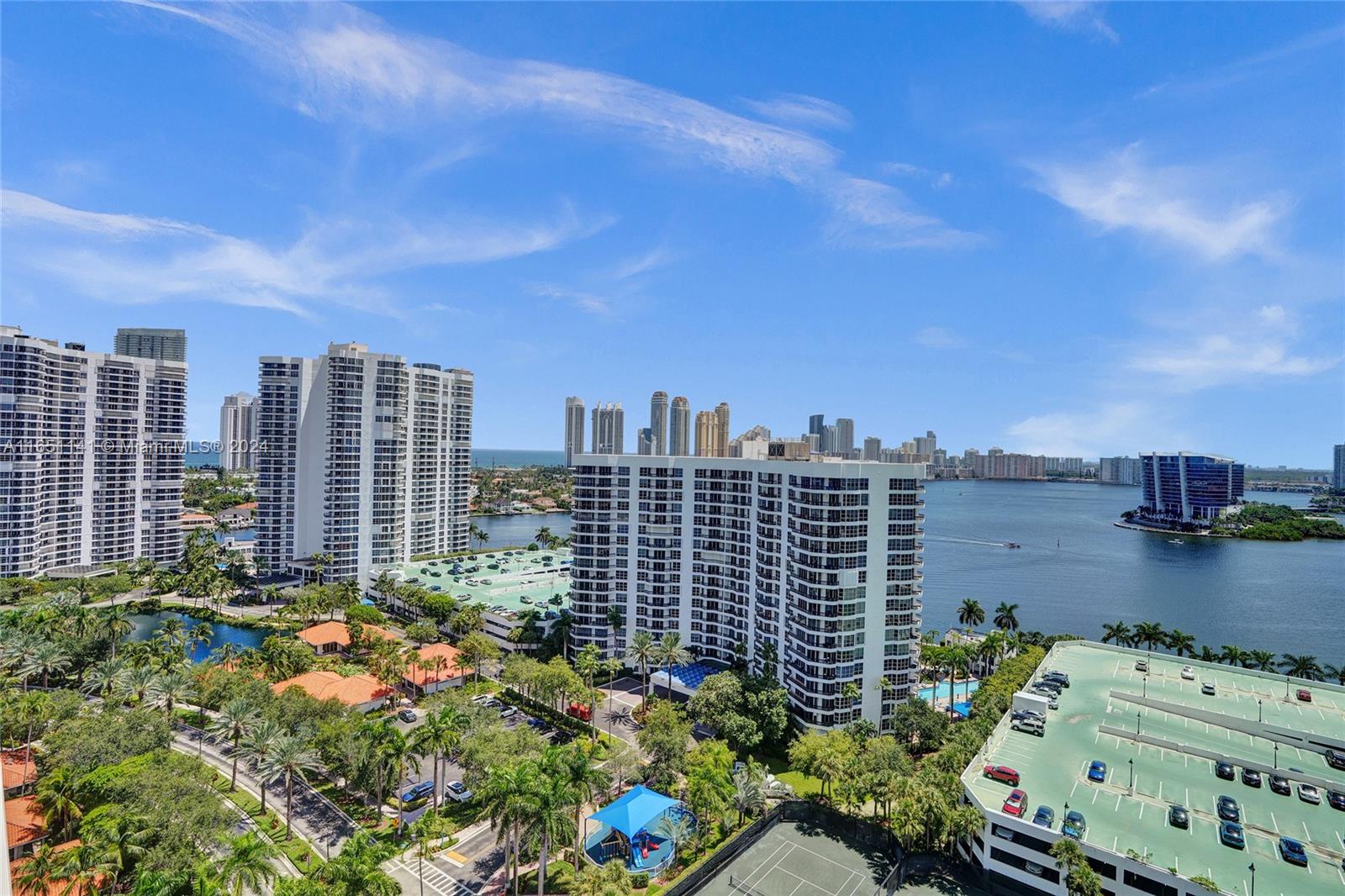 3500 Mystic Pointe Dr # 2101