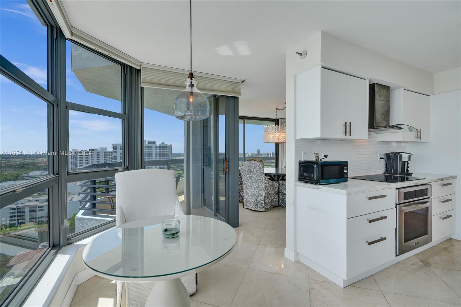 3500 Mystic Pointe Dr # 2101