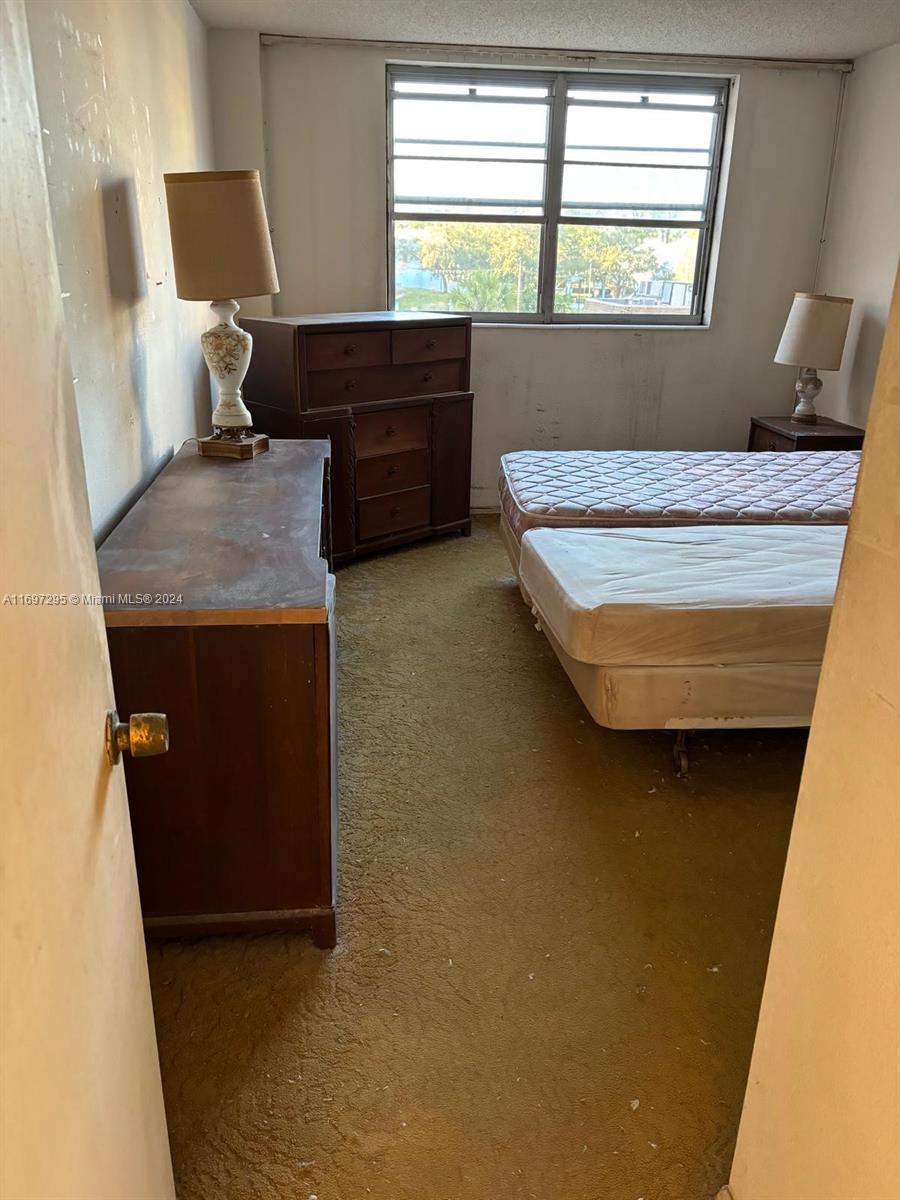 16400 NE 17th Ave # 306