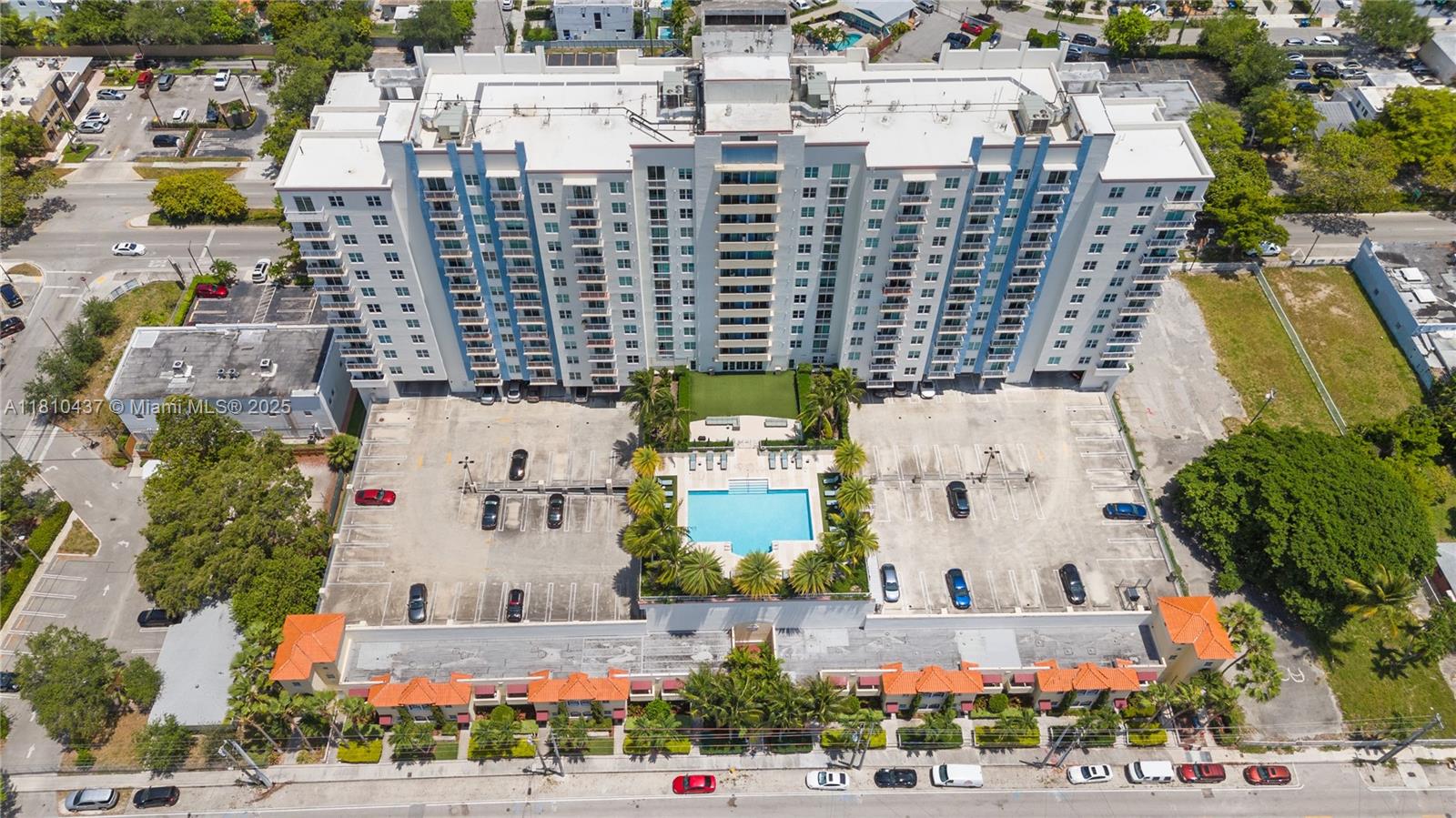 3000 Coral Way # 510